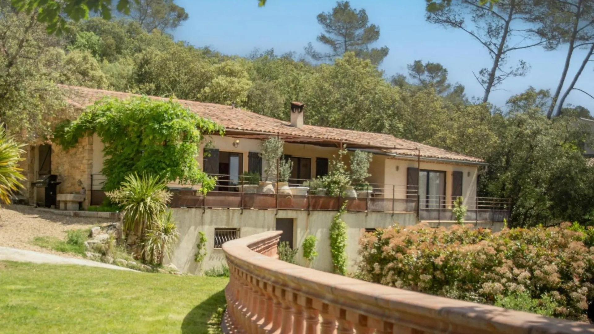 La Bastide Romaine Entrecasteaux